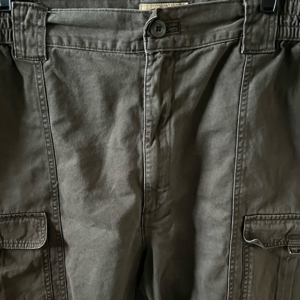 The Foundry Supply Co Cargo Shorts | Waist 48 | Brown | 100% Cotton - Picture 3 of 8